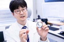 성장기 근시 관리 위한 드림‧마이사이트 렌즈, 안과 검진과 상담이 우선 [서영승 원장 칼럼]