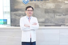 최소침습 임플란트, 특징과 주의점은? [정해웅 원장 칼럼]