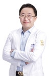 거북목증후군, 해결할 수 있는 치료 방법은? [조광석 원장 칼럼]