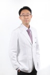 잘못된 자세가 부르는 목디스크, 초기 치료가 중요 [정유선 원장 칼럼]