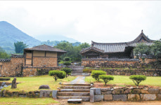 This spring, take a quick trip on a budget