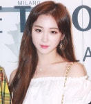 [GET포토] 엘리스(ELRIS) 유경, 이렇게 귀여운 토끼는 크게크게 봐야지~