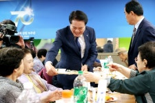 안양시, 오는 8일까지 31개 동별 경로잔치 열어