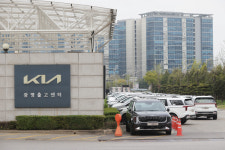 기아 노사, 4년 연속 무분규 잠정합의… 기본급 11만2000원↑