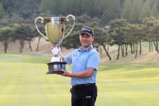 캐나다 교포 이태훈, KPGA 우리금융 챔피언십 우승