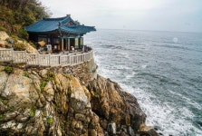 [김동완의 누정기행(樓亭記行)] 양양 의상대(義湘臺) ... 파도 밀려드는 절벽에서 관음보살을 만나다