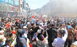폭염도 잊다…제18회 정남진 장흥 물축제 성료