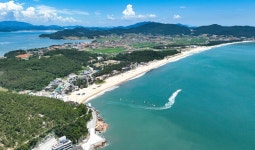 완도군, 신지 명사십리 새 단장…20억 투입 관광환경 개선