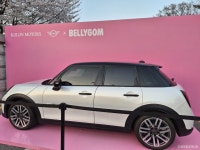 [포토] BMW 미니쿠퍼 탄 벨리곰…롯데홈쇼핑, 코오롱모터스와 여의도 벚꽃축제 팝업 스토어 콜라보