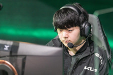 [LCK 브리핑] 담원, 3연속 결승 진출...농심 3대0 완파