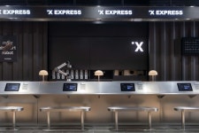 로봇 무인 카페 엑스익스프레스 판교 카카오 신사옥에 문 연다