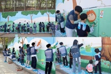 컴투스 그룹, 다문화 가정과 함께 금천초교 벽화 그리기 봉사활동