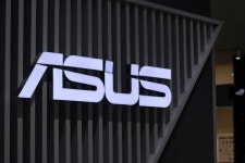 [글로벌] CES 2025, AI 혁신으로 물든 PC 시장의 미래