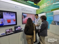 [MWC25] AI 혁신은 대기업만?...韓 스타트업 브이터치-페어리, MWC서 AI 기술력 뽐냈다