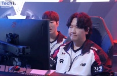[FSL 통신] 황제 김정민, 공격 일변도로 완승...유민-클러치도 최종전 진출