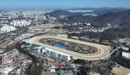 매물 끌어내기 총력전…용산·과천에 6만 호 ‘영끌’ 공급