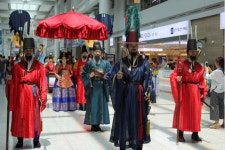 이번 주말 서울역에서 조선 시대 국왕과 왕비 산책모습 재현