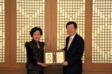 서울대 강신자 최덕순 동기, 장학금 2억 원 쾌척