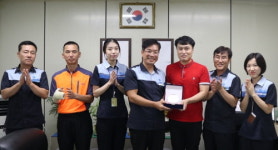 선로에 뛰어내려 취객 구한 에듀윌 경찰공무원 정통 교수, 감사패 받아