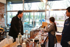 한호전 커피바리스타학과 과정, 핸드드립 커피 판매 실습으로 실무 경험 ↑