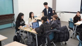 (주)오오칠팔구, 성남여성인력개발센터와 AI 서비스 기획자 양성