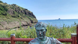 작아도 오래된 화산-응회환 지질공원 용머리오롬