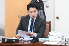 수산정책 만족도 떨어져도 행정 개선 노력 부족