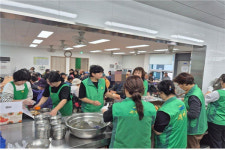 제주시 용담1동새마을부녀회 제주시노인복지회관 급식봉사