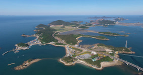 3개 섬이 방조제사업으로 하나로 연결돼 이룬 큰 섬