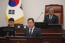 5·16도로 명칭 변경 주장에 오 지사 서귀포시와 협의