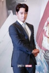 [포토S] 황찬성, 칼 한번 뽑아볼까