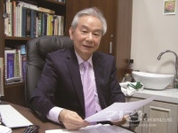 통증 명의 김문호 박사 만성통증에 봉독치료, 새 희망이 될 수 있습니다