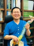 [박진영 한의사의 척추이야기] 경추·요추·흉추 만져보고 질병신호 알아채는 법