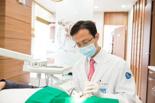 [덴탈플러스] 긴 임플란트 기간을 줄인 원데이 임플란트 시술 인기