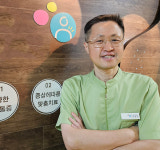 손가락이 아파요…손가락이 딸깍거리면서 아픈 방아쇠수지, 한의원 치료방법은?