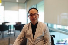 “아모레…가맹점엔 고가, 직영몰엔 저가로 공급”