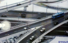 ‘사계절 도로’ 예측하고, 안내판 눈에 쉽게 띄게