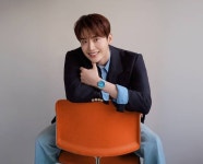 이종석, 시간을 다루는 기술...스위스 워치 브랜드 '미도' 앰버서더 발탁