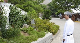 파트너와 함께 고민하는 마리스타회