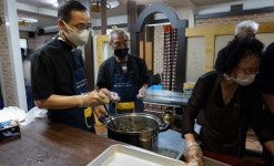 전주교구, 노숙인 무료급식소 요셉식탁 축복식
