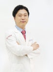 얼굴지방흡입 통해 갸름한 V라인 얼굴형로 개선 가능