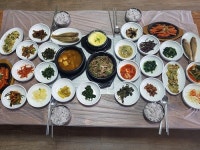 무주맛집 고구려가든, 푸짐한 한정식과 다양한 식사 제공해 눈길