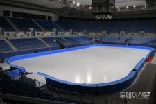 [포토] 올림픽 D-80 남긴 강릉 아이스아레나