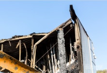 여수 상가서 화재…인명피해 없어