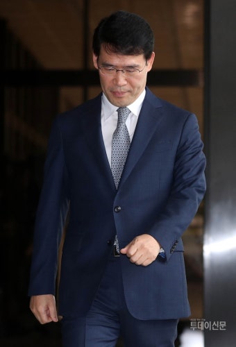 '영장 유출' 사법농단 의혹 현직 부장판사 모두 무죄