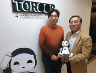 [실버산업 강소기업⑥] 세상에 없는 로봇을 꿈꾸는 주식회사 토룩