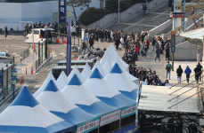 코로나19 신규 확진환자 9만5362명…누적 확진자 200만 돌파