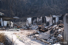 [르포] 집 잃고 텐트 속 보름…산불 이재민, 아직 돌아갈 곳 없다