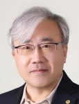 [특별기고] 프롬프트 엔지니어링에서 프롬프트 디자인으로: AI 세대, 교육의 새로운 방향을 말하다