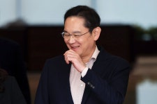 이재용 회장 주식재산 18조원 돌파…신정부 출범 후 27% 급증
